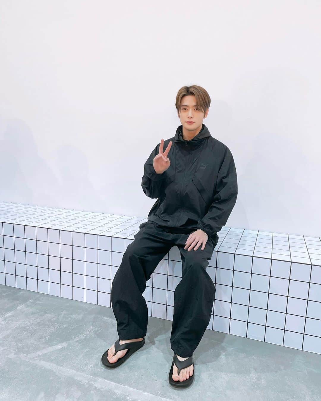 NCT 127さんのインスタグラム写真 - (NCT 127Instagram)「🏊‍♂️🩳1️⃣2️⃣7️⃣☀️🧡  #NCT127 #PUMA #PUMAXNCT127 #푸마  #푸마XNCT127 #PUMASUMMER」4月28日 14時04分 - nct127