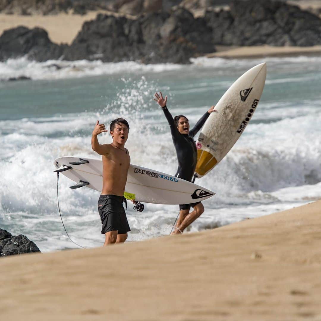 平原颯馬のインスタグラム：「11月に行った奄美トリップの模様が @quiksilver_japan のリンクにあるのでチェックしてみてください🌊 Photo by @kenyutakahashi  #奄美大島」