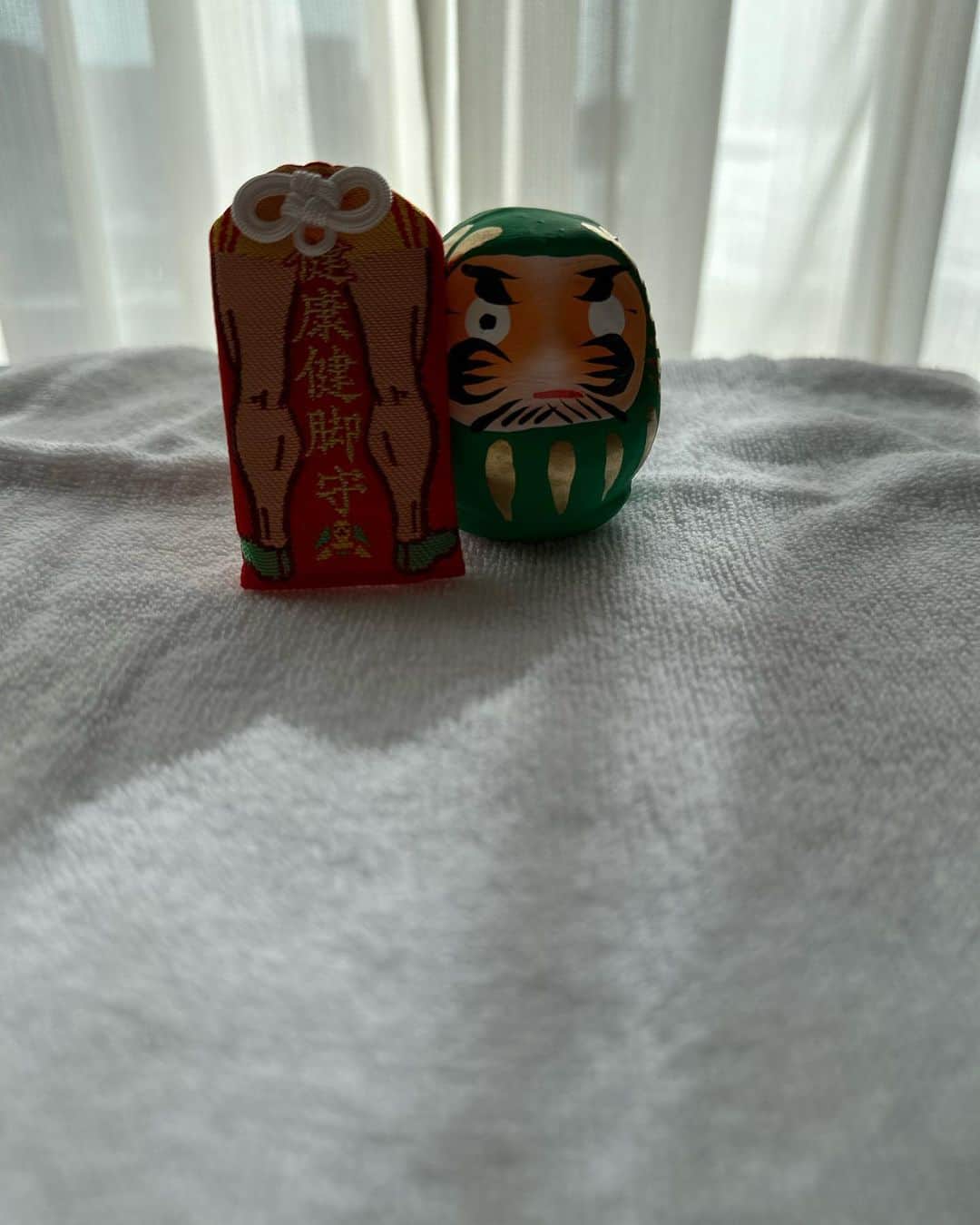 岡田雅利さんのインスタグラム写真 - (岡田雅利Instagram)「記事にもあった様に手術しました。まず手術させてもらった球団には本当に感謝してます。そしてファンの皆さんにはたくさんのメッセージをもらって頑張ろうと思いました！！ 大きな手術にはなりましたがもう一度満員のベルーナドームで野球できる様に頑張ります！！  #骨切術 #治ってくれ #本当に感謝です 🙇‍♂️🙇‍♂️🙇‍♂️」4月28日 15時05分 - okada.2.masatoshi