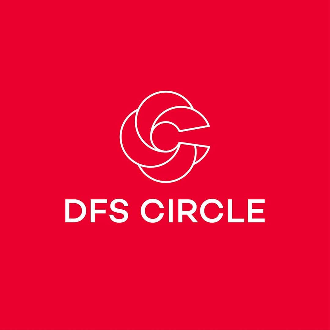 DFS & T Galleriaさんのインスタグラム写真 - (DFS & T GalleriaInstagram)「Get ready to delight in unforgettable experiences and global rewards with DFS CIRCLE!   As a member, unlock exclusive privileges to enjoy wherever your travels take you! Begin your rewarding journey in our Silver tier and indulge in an array of benefits, including personalized concierge services and a special birthday bonus treat!   Join now by downloading the DFS CIRCLE app and receive your complimentary mobile phone screen wipe. What's more, receive a limited-edition mobile phone strap upon spending a designated amount in-store.*   From April 29 – May 3, discover more member-exclusive offers in-store as we celebrate May Golden Week, from personalization services to complimentary makeup demos.**  Become a DFS CIRCLE member and download the DFS CIRCLE app today via the link in our bio.  *Sign-up offers only available at participating locations, while stocks last.  **Privileges may vary depending on store location. Please check with staff in-store for details.   #DFSOfficial #DFSCIRCLE」4月28日 15時30分 - dfsofficial