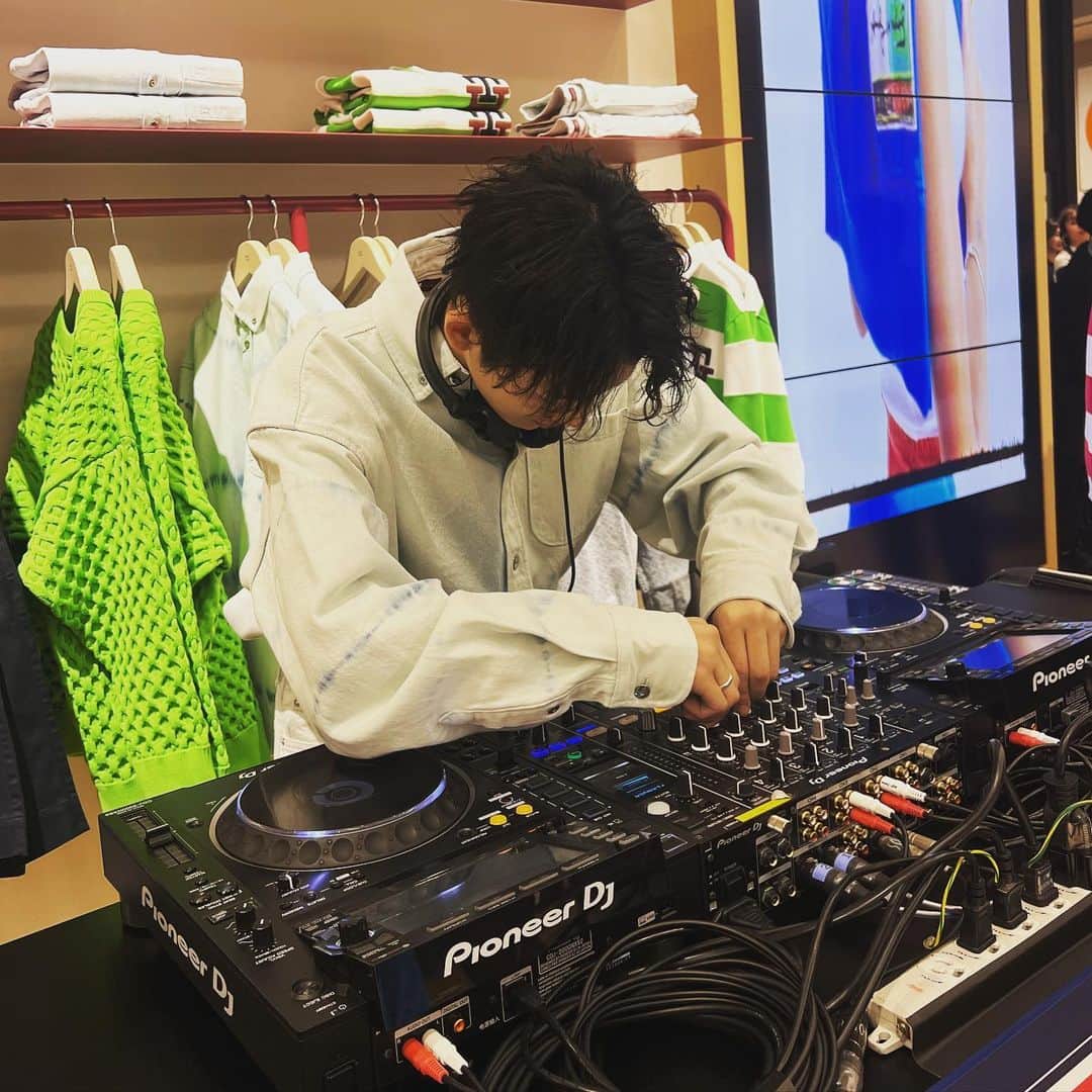 大木遥翔のインスタグラム：「first DJ」