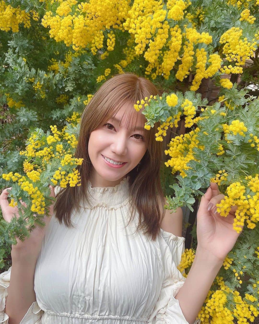 八反美咲さんのインスタグラム写真 - (八反美咲Instagram)「5月の撮影会スケジュール💛  13日(土) 週刊実話プール大撮影会 (チケット発売中❣️)  20日(土) 仮  空けててくれたら嬉しいです😊💕  #ミス週刊実話 #週刊実話 #プール撮影会 #撮影会」4月28日 16時46分 - misaki_hattan