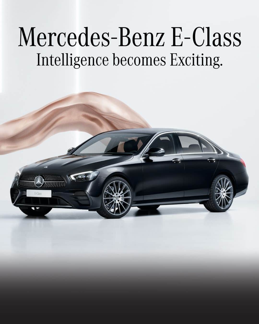 Mercedes-Benz Thailandのインスタグラム：「โอกาสที่ดีที่สุด กับ E-Class จาก Mercedes-Benz ที่ควรค่ากับทุกความสำเร็จของคุณ สะท้อนความสง่างามทั้งต่อสายตาคนภายนอก และ ความรู้สึกเมื่อคุณก้าวสู่ภายใน ผ่านการออกแบบที่หรูหราเป็นเลิศ แต่ยังยกระดับสมรรถนะด้วยเครื่องยนต์จากวิศวกรรมที่ได้รับการยอมรับระดับโลก พร้อมซัพพอร์ตคุณด้วยนวัตกรรมล้ำสมัย อาทิ การสั่งงานด้วยเสียง การจดจำความชอบของคุณโดยอัตโนมัติ เพราะเราคัดสรรอย่างพิถีพิถันทุกกระบวนการ กว่าจะเป็นรถยนต์เพื่อผู้นำที่เหนือระดับ และทันสมัยอย่างคุณ พร้อมรับข้อเสนอพิเศษที่คุณเลือกได้ตามใจ  *สิทธิพิเศษนี้เฉพาะลูกค้าที่รับมอบรถยนต์ และเริ่มต้นสัญญาทางการเงินกับบริษัท เมอร์เซเดส-เบนซ์ โมบิลิตี้ (ประเทศไทย) จำกัด ตั้งแต่วันนี้ - 30 มิถุนายน 2566 ที่ผู้จำหน่ายเมอร์เซเดส-เบนซ์ อย่างเป็นทางการทั่วประเทศ *เงื่อนไขเป็นไปตามที่บริษัทฯ กำหนด ทางบริษัทฯขอสงวนสิทธิ์มอบแคมเปญส่งเสริมการขายดังกล่าวเฉพาะรุ่นที่ร่วมรายการเท่านั้น โปรดตรวจสอบรายละเอียดกับผู้จำหน่ายอย่างเป็นทางการอีกครั้ง *อุปกรณ์บางส่วนในภาพอาจแตกต่างจากที่จำหน่ายจริง โปรดตรวจสอบรายการอุปกรณ์ของรถยนต์แต่ละรุ่นที่ผู้จำหน่ายฯ อย่างเป็นทางการทั่วประเทศ  #EClass #MercedesBenz #MercedesBenzThailand」