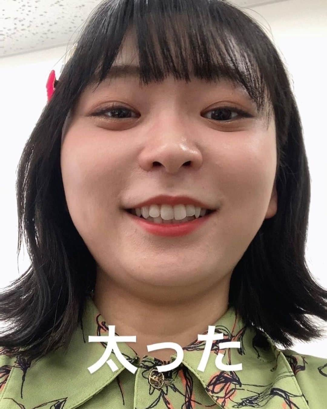 にゃんこスターさんのインスタグラム写真 - (にゃんこスターInstagram)「Good🙆‍♀️  昨日ストーリーにあげたのツイッターに載せたら、いつものツイッターより伸びたのでインスタにも！すごい！策士！  それにしても過去1で顔が丸い気がします。  お腹にはあまり肉がつかないタイプなんですが顔と下半身の丸へのスピードが速い。  私が脂肪を摂取したら、バーゲンくらい真っ先に顔と下半身がやってきて脂肪を持っていきます。  来月には29才になるアンゴラそん… ラスト20代痩せよかな。。  #にゃんこスター #アンゴラ村長 #太った」4月28日 17時24分 - nyanco_star_pu_pu_mu