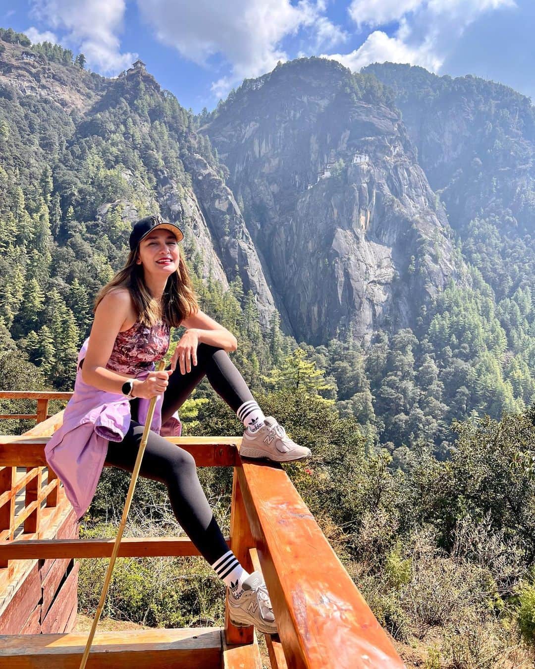 ルナ・マヤのインスタグラム：「Bucket list ✅」
