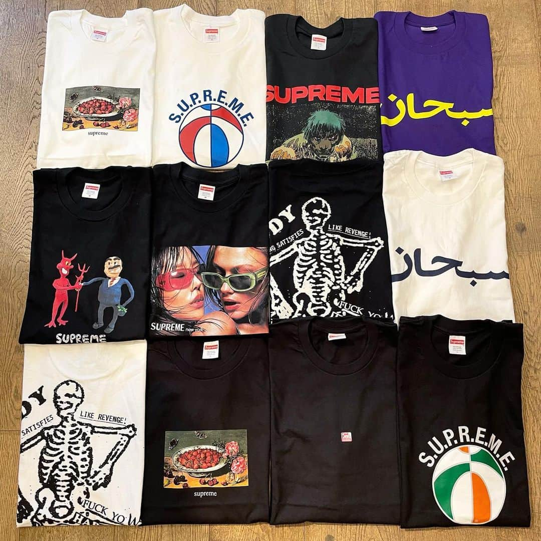 fools_judge_streetさんのインスタグラム写真 - (fools_judge_streetInstagram)「SUPREME 23SS T-Shirts Collection✨  New Stock❗️  店頭にてご覧頂けます。 プロフィール欄より、 オンラインストアページにアクセスできます。 ※その他ご不明点は店頭または、 DMまでお問い合わせください。  如有任何疑问，请在instagram上留言。 欢迎浏览我们的网上商店以及光临我们在原宿的实体店。  For inquiries, please message us on instagram. Please confirm our online store. Thank you.  #supreme #supremeforsale #supremenyc #supremenewyork #シュプリーム #foolsjudge」4月28日 17時51分 - fools_judge_street