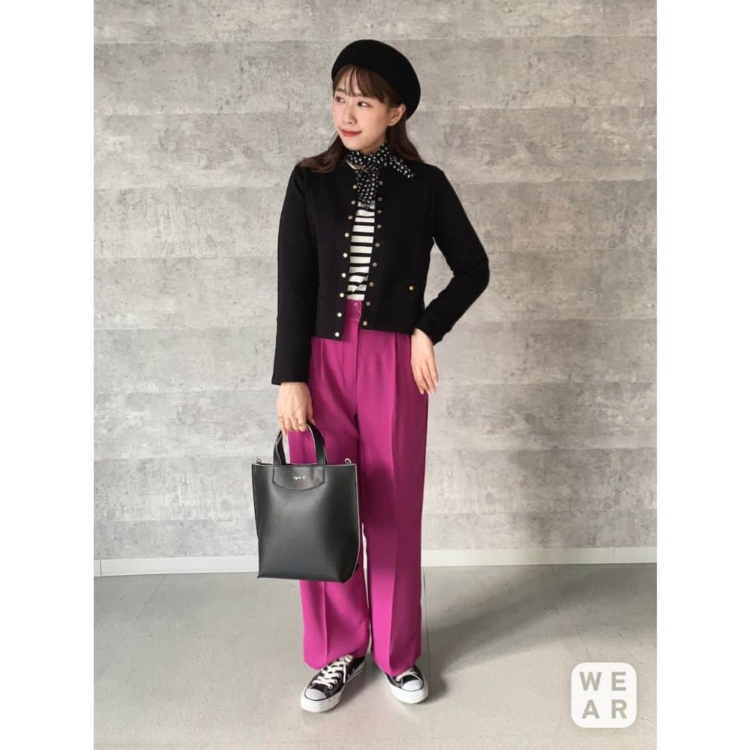 WEARさんのインスタグラム写真 - (WEARInstagram)「@wear_official では、トレンドのファッション情報をWEAR内のコーデと一緒に紹介！ ____________________________  ショップスタッフのみなさんが 【好印象に見える春コーデ】を提案！✨✨  初めましてがたくさんの今、ぴったりのコーデが大集合しています🙌  コーディネートが気になったら「保存」をタップ☝ 【着用アイテムの詳細】はWEARアプリまたはウェブサイトで👀  如果你喜歡我們po的穿搭，請記得按"保存"喔☝ 【穿搭單品的詳情】可以透過WEAR應用或官網查看👀  ____________________________ #WEAR #ootd #outfit #fashion  #コーデ #ブランドコーデ #淡色コーデ #ハイブランド #高見えコーデ #インフルエンサー #春コーデ  #春コーディネート #春服 #トレンドコーデ #着回しコーデ #着回し #着回しアイテム #着回しコーディネート #デートコーデ #着こなし紹介 #大人カジュアル #きれいめカジュアル #おでかけコーデ #新学期 #ショップ店員 #ショップスタッフ #アパレル店員 #アパレルスタッフ」4月28日 18時00分 - wear_official