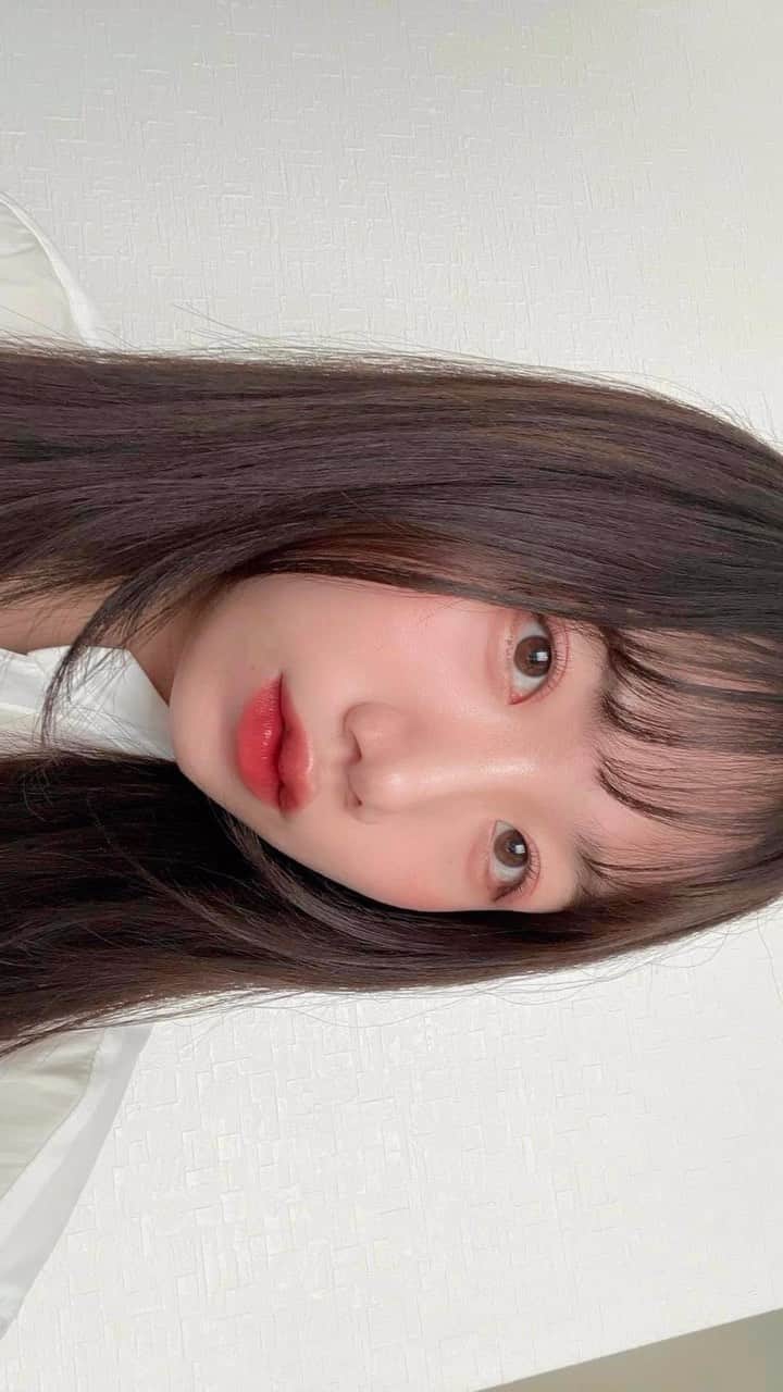 のインスタグラム：「イカつい赤ちゃん→高３→現在(21歳) . . . 最初ヤバすぎだろ爆笑 #成長記録」