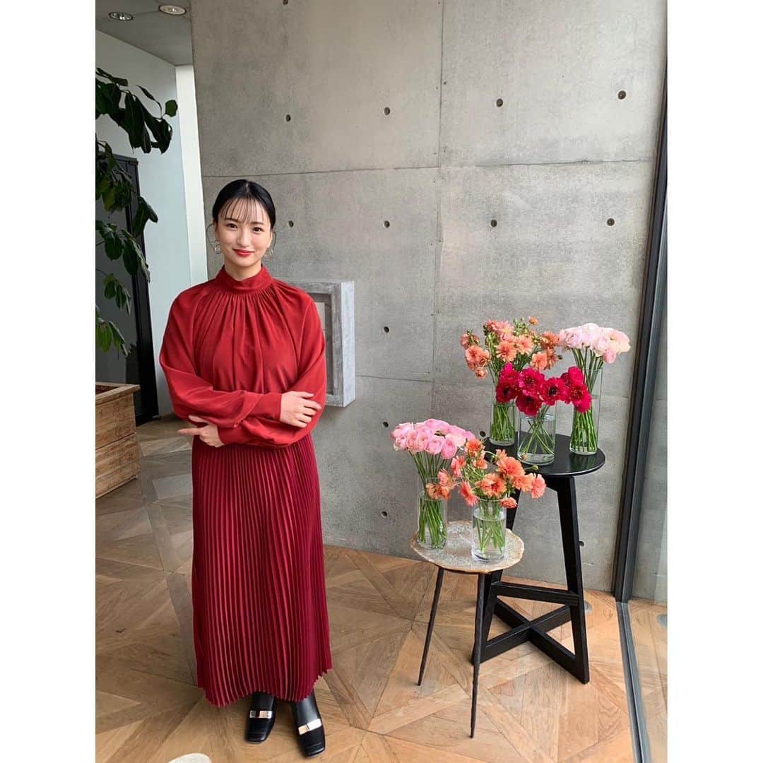 華優希さんのインスタグラム写真 - (華優希Instagram)「以前出演させていただいた、25ans「宝塚OG In My Bag」 に引き続き、「宝塚OG:Q&A」の企画に出演させて頂きました！  25ansさんのYouTubeチャンネルにて公開されています。  本当に沢山のご質問を、ありがとうございました！  動画の内容を記事にして下さったものも公開されているので、ぜひ合わせてチェックして頂ければ嬉しいです👀  #25ans #Q&A」4月28日 18時07分 - yukihana_official
