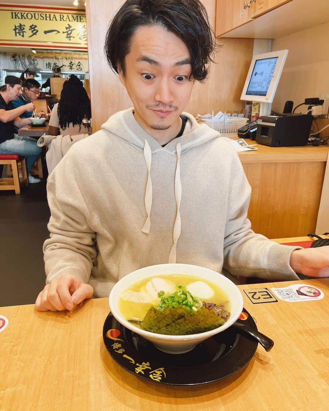 武田祐介さんのインスタグラム写真 - (武田祐介Instagram)「Ramen in Toronto🍜  IKKOUSHA  TONKOTSU | PORK & TORI | CHICKEN  📷@masafumieno  #おいしい」4月29日 5時05分 - yusuke_takeda_