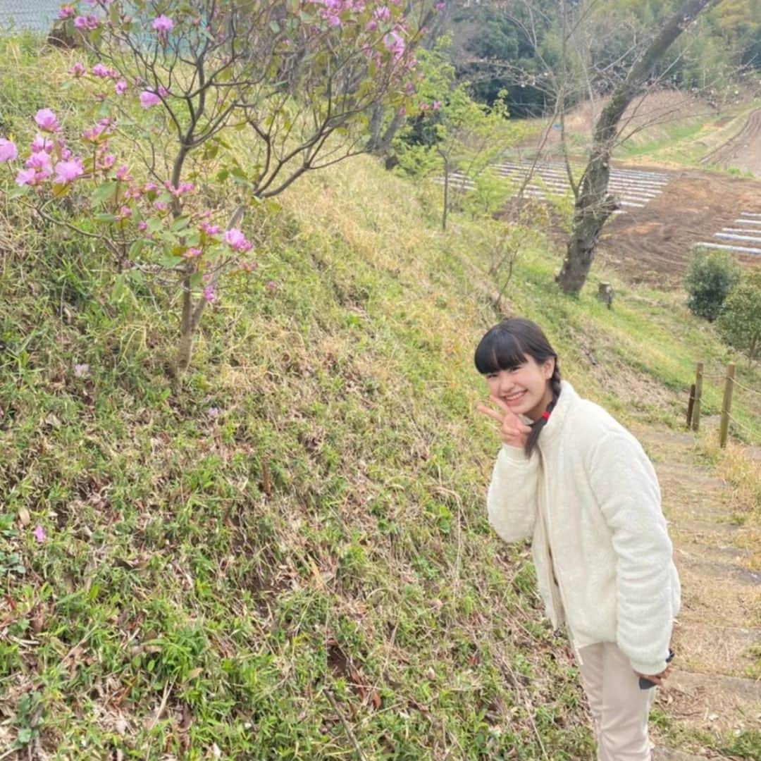 清水香帆さんのインスタグラム写真 - (清水香帆Instagram)「本日から、ひかりTV オリジナルドラマ 「ボーダレス」が、NTTdocomoの映像配信サービス「Lemino」で配信がスタートしました🫶🏻 私は第十話に出演しています🥰 写真は撮影の時の写真です🫰🏻 大好きなドラマなのでまた観れてすごく嬉しいです🩵 みなさんもぜひ観てくださいね〜！💞 #ボーダレス #清水香帆」4月28日 20時33分 - kaho_shimizu_official