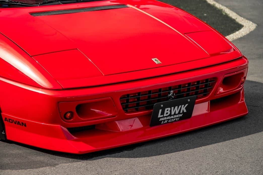 Wataru Katoさんのインスタグラム写真 - (Wataru KatoInstagram)「世界１号車のLB-WORKS 348が早くもストックカーとして召喚！   https://libertywalk.co.jp/stock/lb-works-ferrari-348-ts-full-complete/  348は、テスタロッサをひと回り小さくしたようなボディのデザインは、1989年のフランクフルトモーターショーでワールドプレミアされ人気を博した伝統的な１台。大胆にもLB-WORKSと進化し、ベタベタのスラムドカーになりました！348tsは4288台が生産されたオープンモデル。さぁこのファースト348を乗るのは誰だ！😉 @libertywalk_toshi  @libertywalk_kawamura  @yokohama.rubber @ferrari  @libertywalk_yasu0092 @ld97forged #libertywalk #Ibworks #Ibwk #ferrari #ferrari458 #ferrarif40 #ferrarilaferrari #ferrarifriday #ferrariclub #ferrariclub #ferrarienzo #ferrariworld #ferrarilife #stance #widebody #yokohamatires #ferrarilovers #ferrarif50 #ferrari488 #scuderiaferrari #supercar #new #bodykit #fiexhaust #lb97 #ibtrack  #libertywalkkato #スーパーカー」4月28日 20時44分 - libertywalkkato