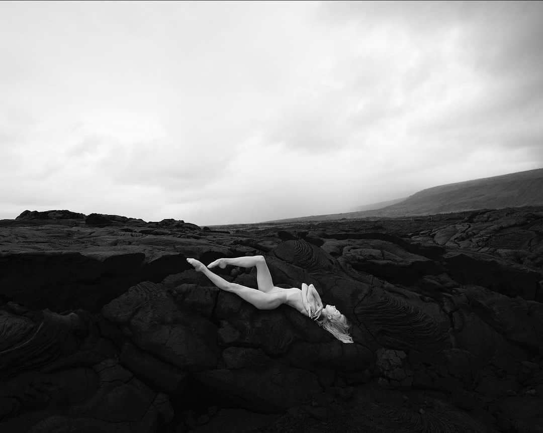 ballerina projectさんのインスタグラム写真 - (ballerina projectInstagram)「𝐌𝐢𝐤𝐚𝐞𝐥𝐚 𝐊𝐞𝐥𝐥𝐲 in Hawaii Volcanoes National Park. 🌋  @mikaelakelly__ #mikaelakelly #ballerinaproject #hawaiivolcanoesnationalpark #bigisland #hawaii @wolford #wolford #hosiery #lava   Ballerina Project 𝗹𝗮𝗿𝗴𝗲 𝗳𝗼𝗿𝗺𝗮𝘁 𝗹𝗶𝗺𝗶𝘁𝗲𝗱 𝗲𝗱𝘁𝗶𝗼𝗻 𝗽𝗿𝗶𝗻𝘁𝘀 and 𝗜𝗻𝘀𝘁𝗮𝘅 𝗰𝗼𝗹𝗹𝗲𝗰𝘁𝗶𝗼𝗻𝘀 on sale in our Etsy store. Link is located in our bio.  𝙎𝙪𝙗𝙨𝙘𝙧𝙞𝙗𝙚 to the 𝐁𝐚𝐥𝐥𝐞𝐫𝐢𝐧𝐚 𝐏𝐫𝐨𝐣𝐞𝐜𝐭 on Instagram to have access to exclusive and never seen before content. 🩰」4月28日 20時55分 - ballerinaproject_