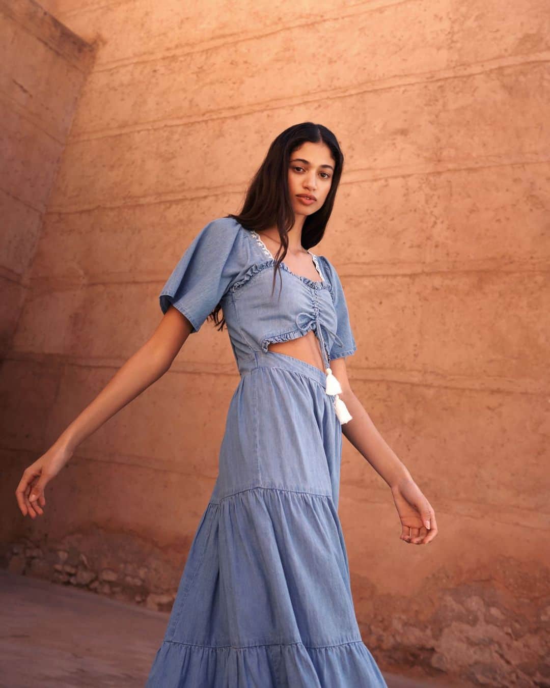 ペペジーンズのインスタグラム：「Get ready for the heat with a selection of gorgeous dresses in easy-to-style colours and prints #pepemeup」