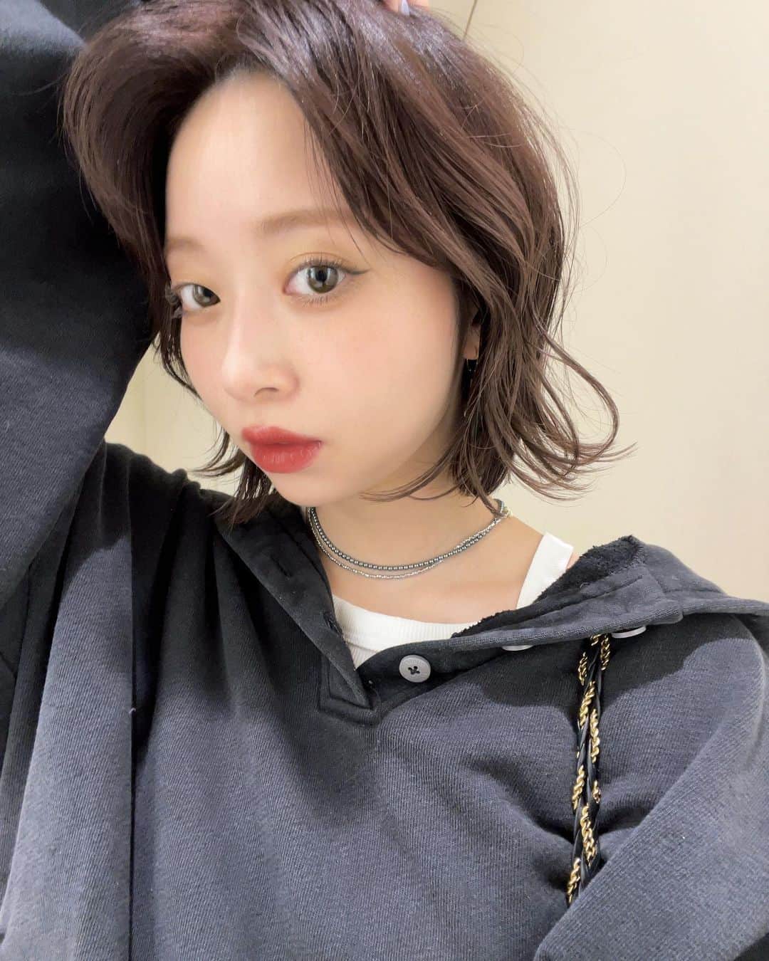 みすみのインスタグラム：「髪伸びて嬉しいナ！！！」
