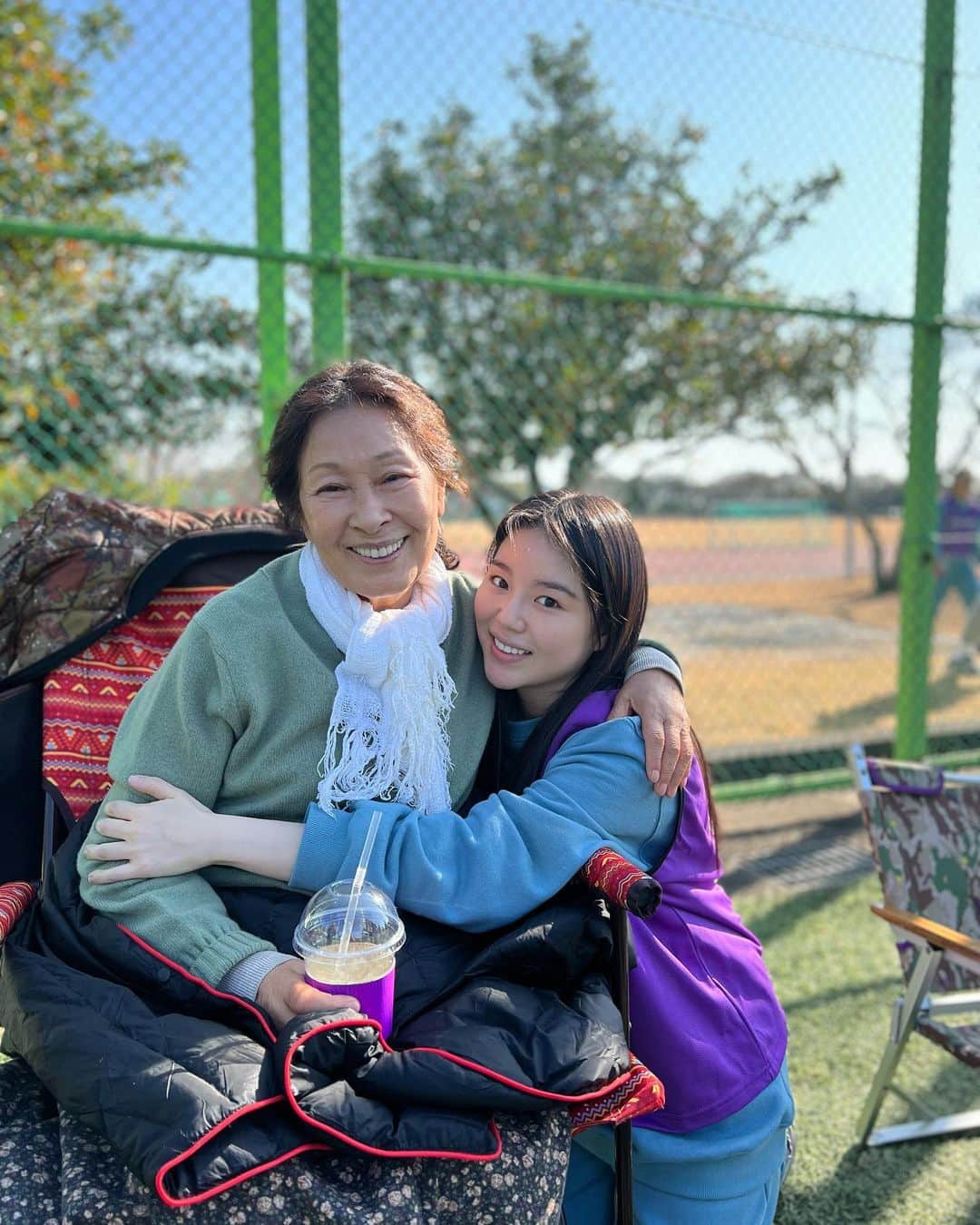 チョ・ヘジョンのインスタグラム：「우리들의 블루스 🪄🤍🫧」