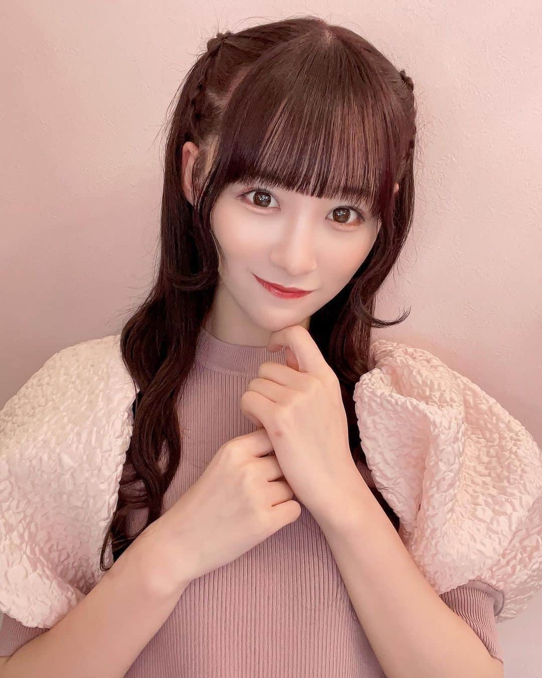 音嶋莉沙さんのインスタグラム写真 - (音嶋莉沙Instagram)「可愛い髪型して頂きました🎀 嬉しい〜 髪色もピンクっぽいカラーに…♡」4月28日 21時49分 - otoshima_risa