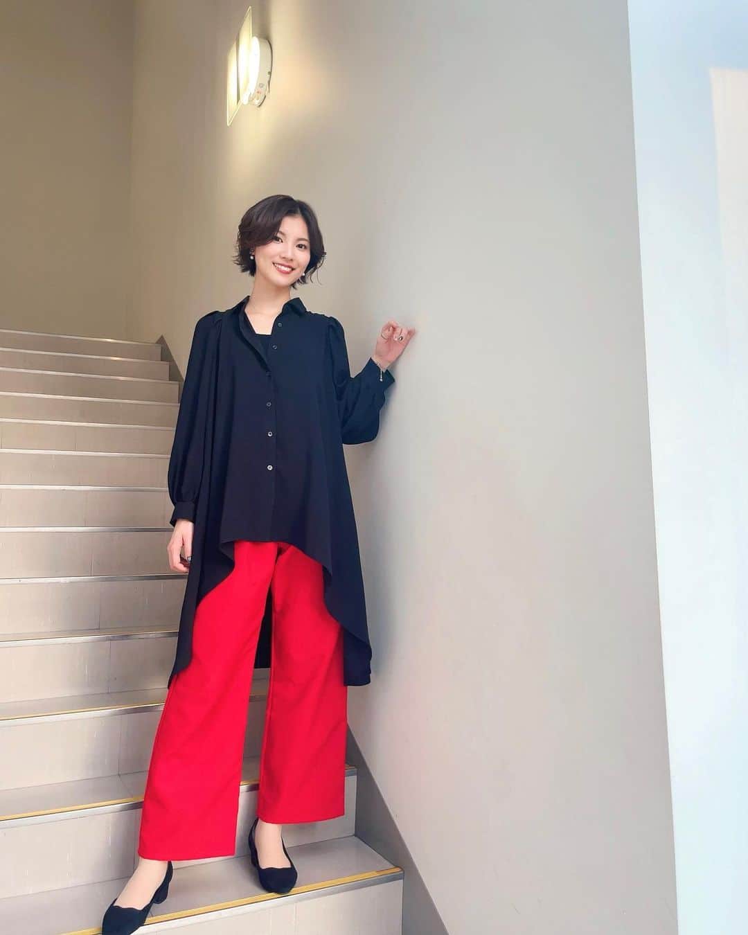 小林玲のインスタグラム：「. ⁡ ⁡ イベント2部のお洋服です！ パンツスタイル🕴️❣️ ⁡ ⁡ ⁡ ⁡ #セラミューフェス」