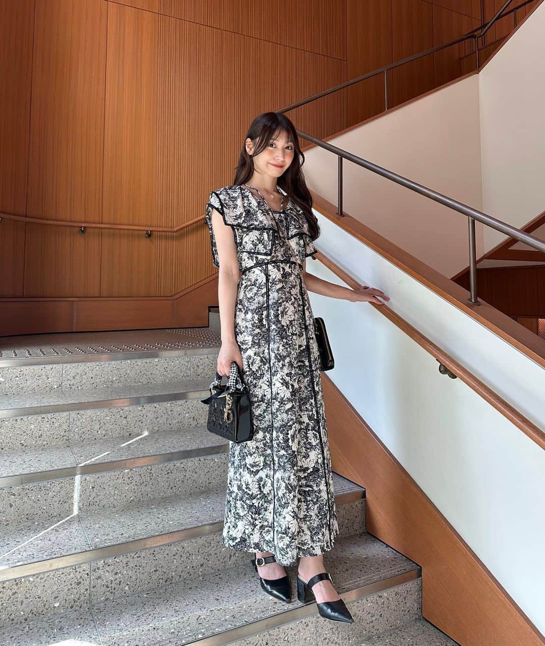 椚ありさのインスタグラム：「幸せが溢れますように🫶🏻  one-piece @snidel_official   .」