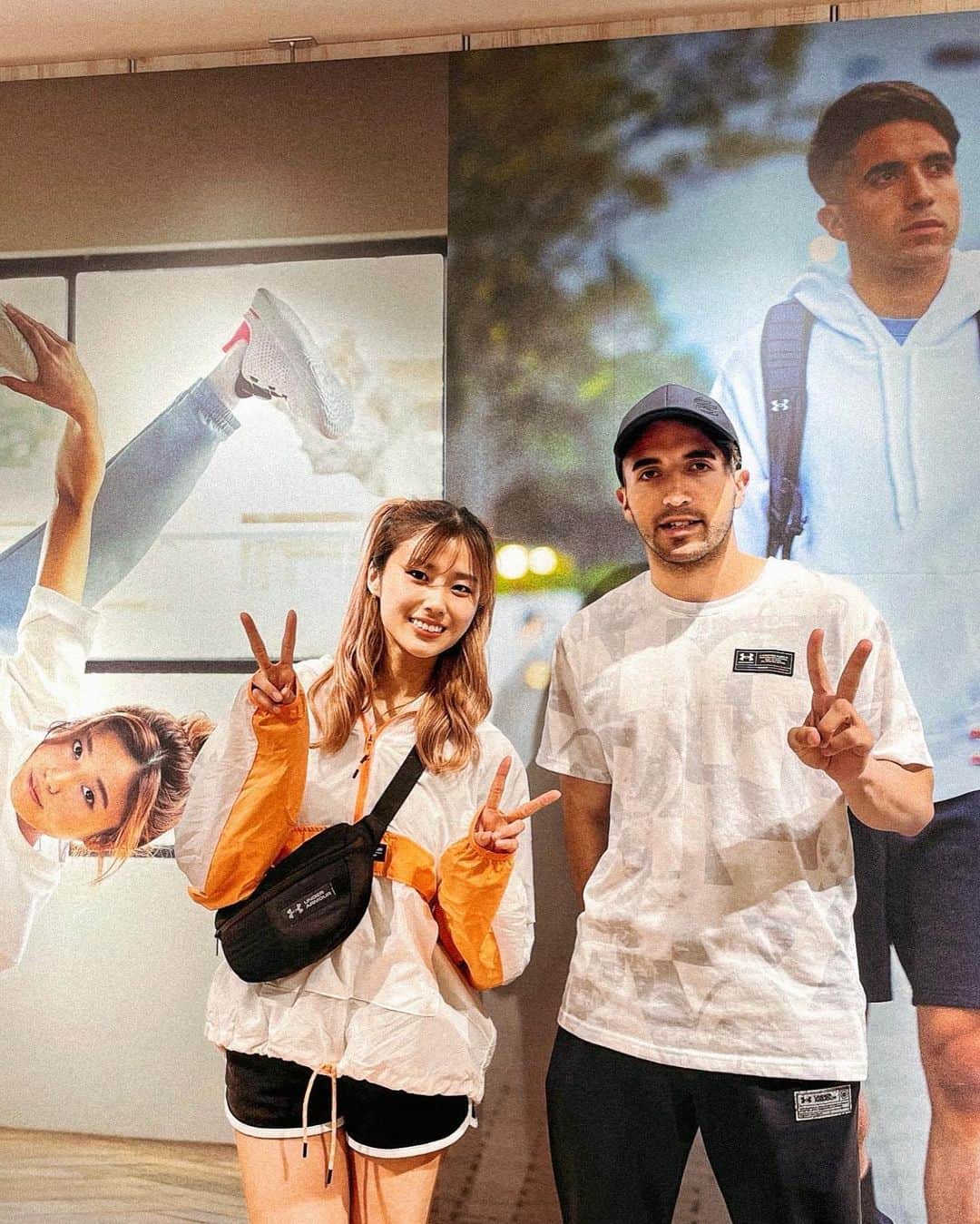 魚地菜緒さんのインスタグラム写真 - (魚地菜緒Instagram)「UNDER ARMOUR  FOOTWEAR PARK OPEN!!! (@underarmourjp ) . アンダーアーマー 国内発の シューズ専門のポップアップストア . 本日オープンです！ . 私がモデルをさせて頂いたパネルも どどんと大きく店内に飾ってあったので 是非観に行ってみてください🙌 . バスケス バイロン選手とも 一緒に撮って頂きました⚽️✨ (@byronvasquez00 ) . . . #UAフットウェアパーク #原宿 #アンダーアーマー . #bboy #bgirl #breakdance #2000 #acrobatic  #kose #kose8rocks  #underarmour #powermoves #breaking #powermoves  #アンダーアーマー  #ブレイクダンス」4月28日 22時41分 - bgirlnao