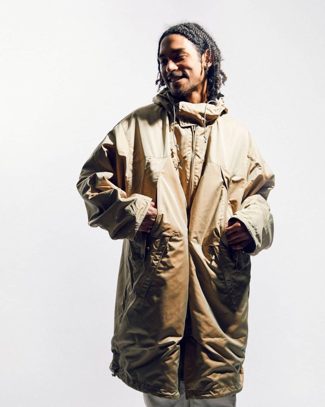 ガーブストアのインスタグラム：「Japanese fishing label DAIWA delivers a stellar line-up of multi-functional pieces. From technical suiting to reversible military wear, discover the latest delivery in-store and online.」