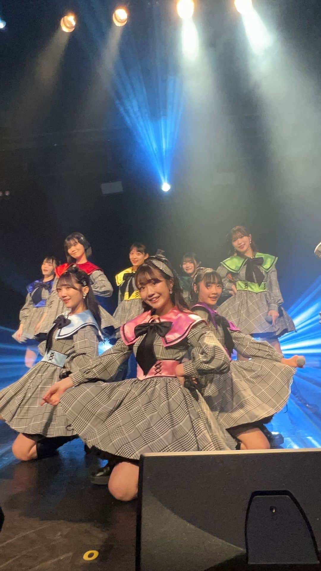 のインスタグラム：「4月28日開催「TOKYO GIRLS GIRLS」 SUPER☆GiRLSのセットリストはこちら🎤  1.ギラギラRevolution 2.夢の引力 3.赤い情熱 4.蒼い炎!!!!!! 5.女子力←パラダイス  #TGG #GIRLSGIRLS #スパガ #夏スパガ #蒼い炎」