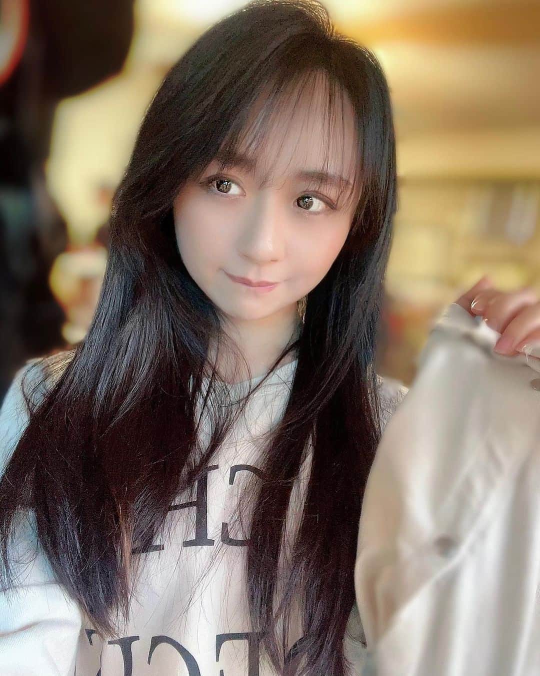 久保亜沙香のインスタグラム：「お元気ですか？？ 楽しみな打ち合わせしてきました☺️  Instagram、 Amebablogに連動出来なくなっちゃったのね？🧐」