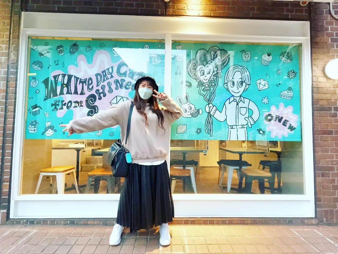 服部ひで子さんのインスタグラム写真 - (服部ひで子Instagram)「推し活💎💎💎💎💎  #SHINee #샤이니  #shineeworld  #whitedaycafefromshinee」4月28日 23時09分 - hideko_hattori