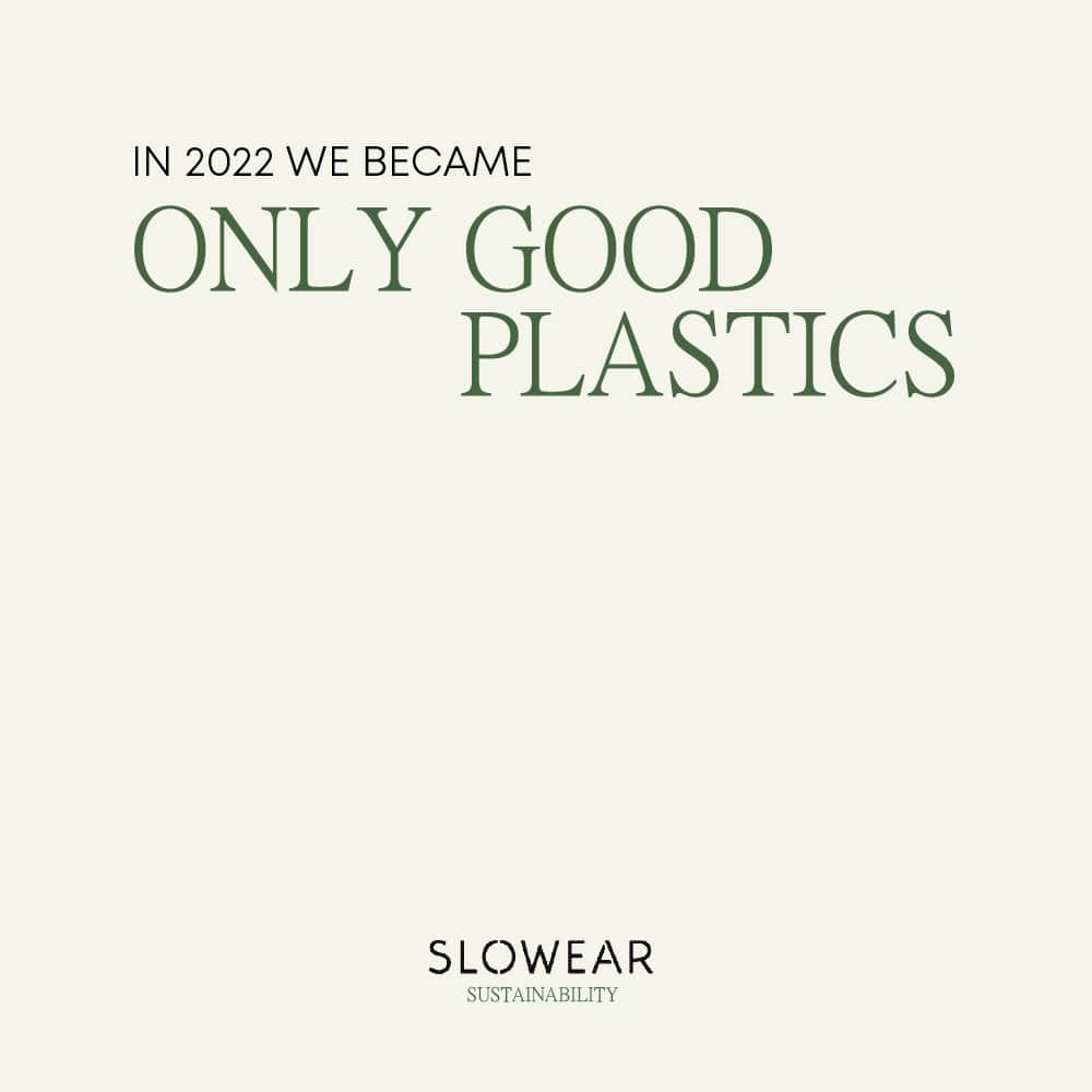 インコテックスのインスタグラム：「Only good plastic! Since 2020 we have been working to make the packaging of our products more responsible.  In 2022 we achieved an important goal.   Find out more by scrolling to the left.  #Slowear #durablefashion #SlowearVenezia」