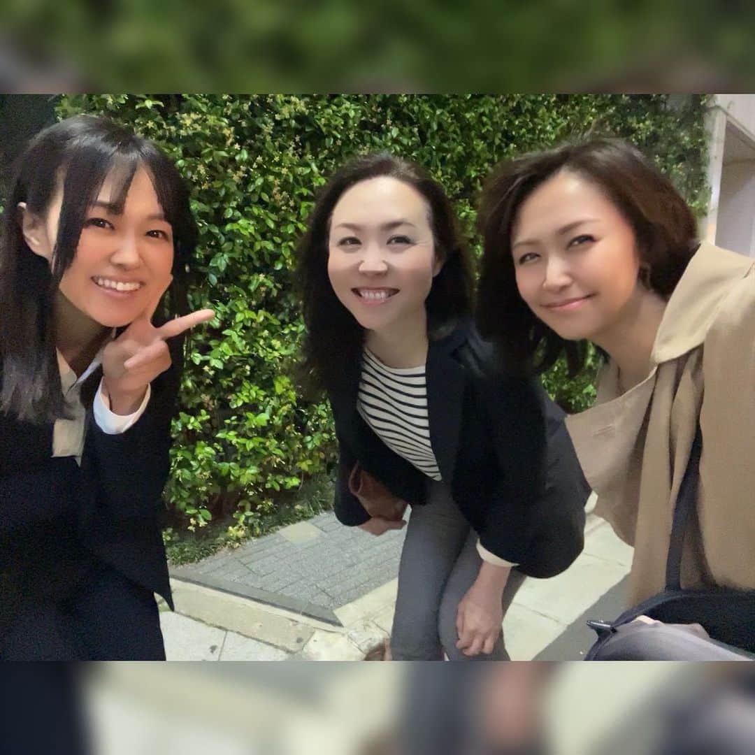 水上真理のインスタグラム：「木曜日の夜は まうちゃん、ちあきさんと 4/29ライブリハーサルでした☺️ . OPEN 19:00 START 19:30 亀戸文化センターで お待ちしています♡ . #smile  #happy  #love  #live  #ライブ」
