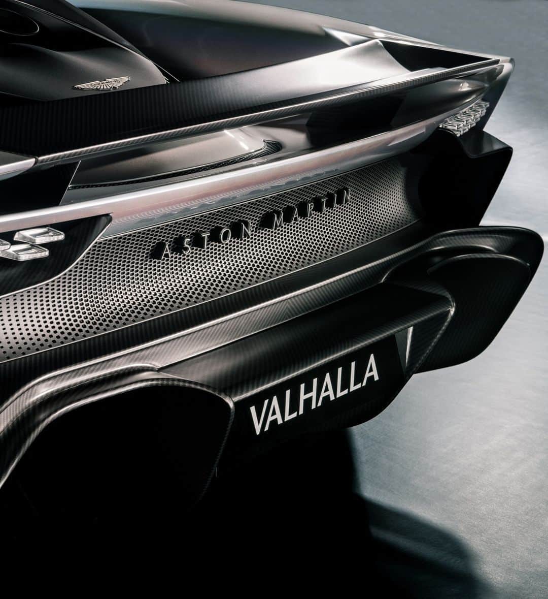 アストンマーチンさんのインスタグラム写真 - (アストンマーチンInstagram)「Sensational hybrid supercar, defining the mastery of driving.  Valhalla.  #AstonMartin #Valhalla #MASTERYDRIVEN」4月28日 23時47分 - astonmartin