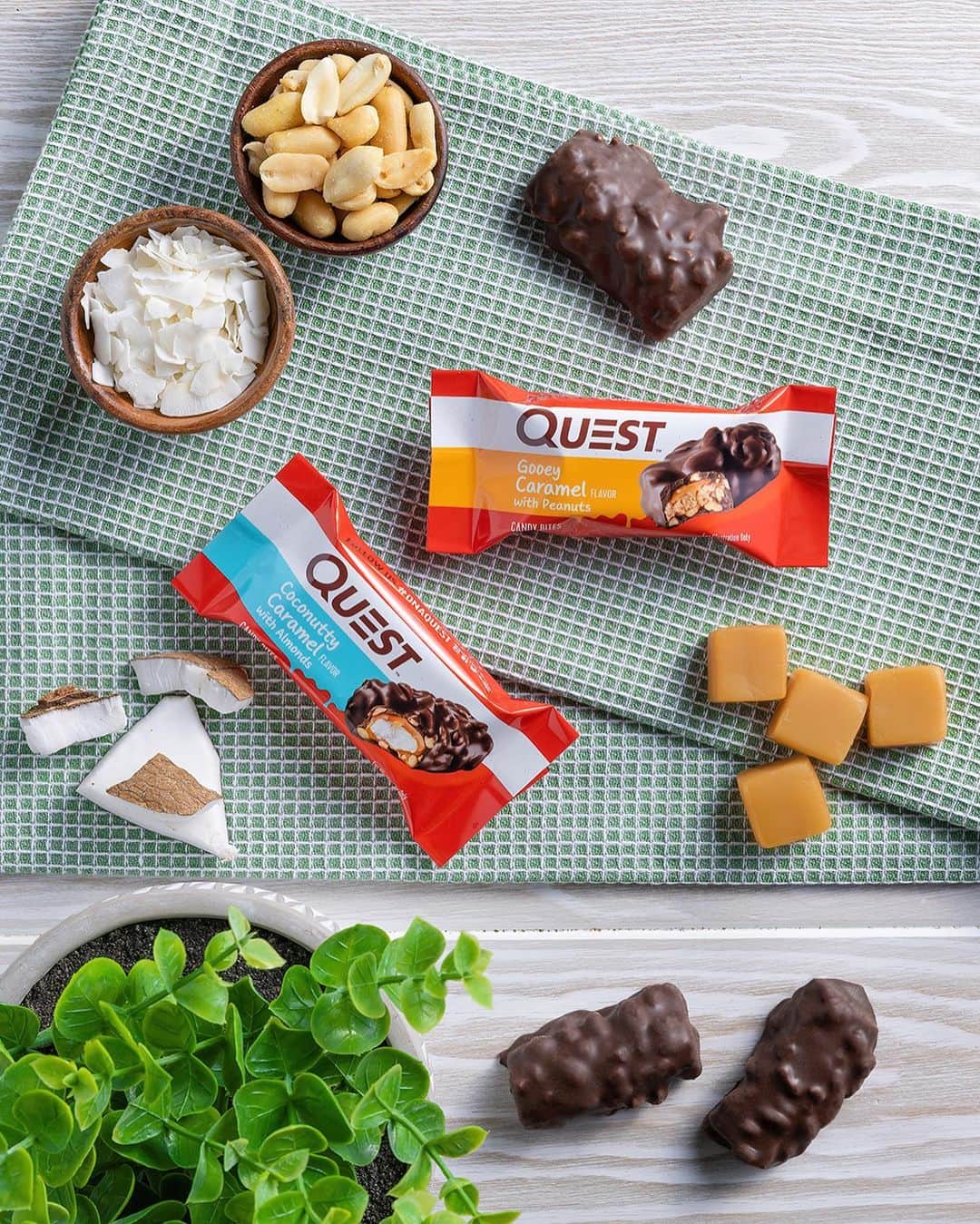 questnutritionさんのインスタグラム写真 - (questnutritionInstagram)「You 🤝 Quest™ Candy Bites: ✔️ Sweetness when you need it with <1g sugar ✔️ 5g protein & 1g net carb per delicious bite for your athlete-worthy lifestyle 💪 ✔️ Cute & compact candy experience (take me, & eat me anywhere) ☺️ ✔️ New ‘fit (What do you think)? 😎」4月28日 23時43分 - questnutrition