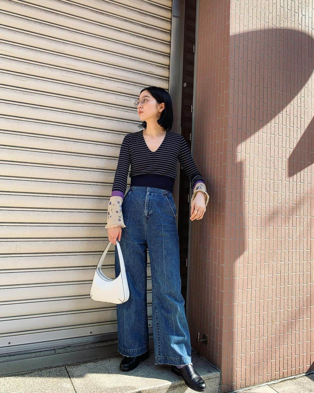 小谷実由さんのインスタグラム写真 - (小谷実由Instagram)「💜🪿⛲️🐚 #おみゆ箪笥 tops,bottoms @mamekurogouchi . bag @levernis_official . shoes @naotjapan . glasses @blanc_official .」4月28日 23時51分 - omiyuno