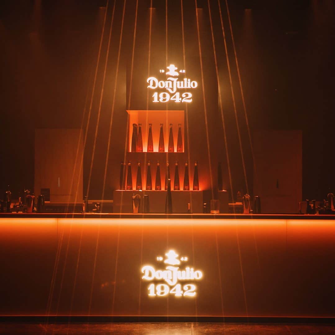 Natuzzi Officialさんのインスタグラム写真 - (Natuzzi OfficialInstagram)「Discover how the Natuzzi Italia design made an evocative atmosphere for @donjuliotequila at Spazio Antologico in Milan. An experience that enraptured the senses and nourished the soul during the Design Week.  Comfortness. A declaration of intent.  #natuzzi #natuzziitalia #circleofharmony #milanodesignweek #fuorisalone #fuorisalone2023 #comfortness #donjulio1942」4月29日 0時36分 - natuzzi