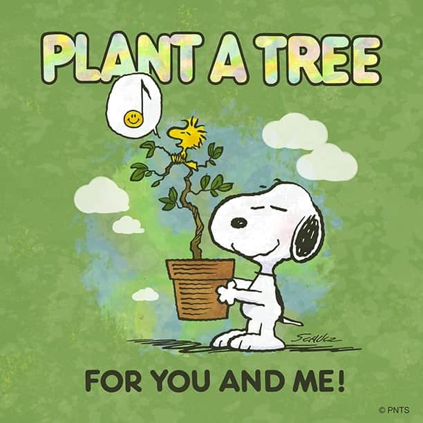 スヌーピーのインスタグラム：「Happy Arbor Day!」