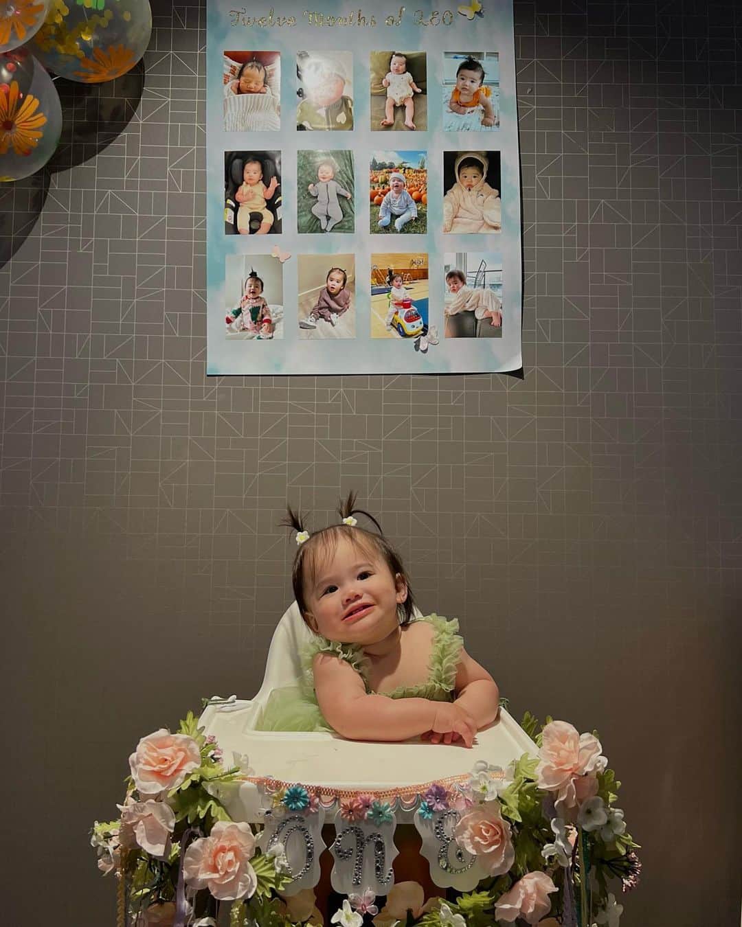 エマリン・エストラーダのインスタグラム：「My tiny bestie isn’t so tiny anymore 🥹 I’ll never be able to describe the profound joy and pure love she makes me feel - when she wakes up in the morning and gives me the biggest smile I’ve ever seen, when she lays her little hand on my face and looks into my eyes 🥲 I love watching her grow every day, I feel so ridiculously lucky to have been blessed with my angel baby I could cry. Anyway, I could go on and on.. Happiest first birthday my beautiful, goofy little stinker Leo 🤍」