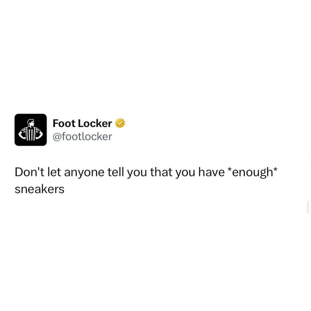 Foot Lockerのインスタグラム：「two words that don't belong in the same sentence😬  #becausesneakers 👟」