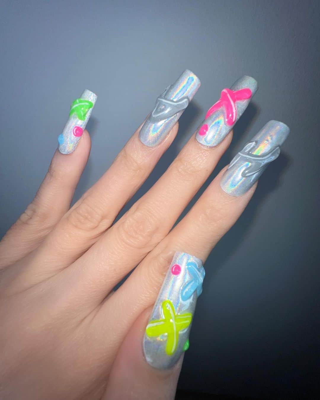 Mei Kawajiriさんのインスタグラム写真 - (Mei KawajiriInstagram)「Bubble 🫧 3D letter nails 🫧♥︎」4月29日 2時32分 - nailsbymei