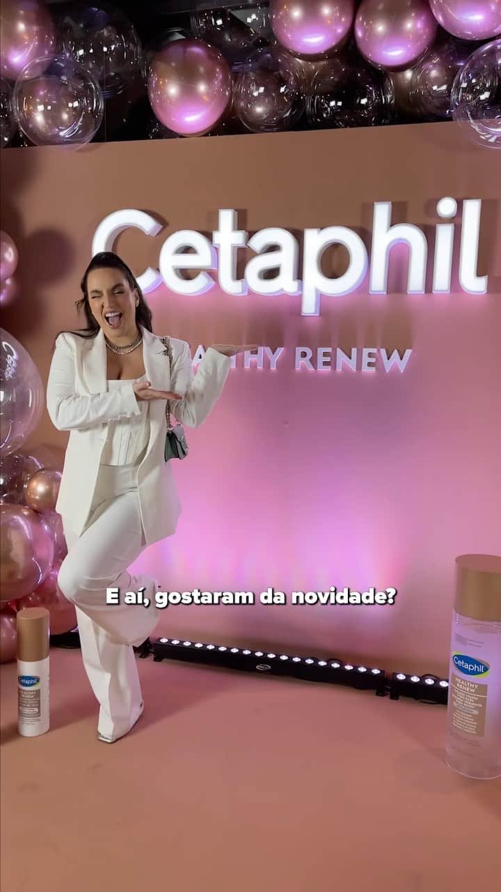 Bruna Unzuetaのインスタグラム：「Ai ai, que orgulho ver meu rosto estampado em todos esses lugares e saber que entrei na casa dos 30 sendo embaixadora dessa marca tão incrível né @cetaphilbrasil ?!  Estou simplesmente um N-O-j-O nesse evento hahahhaha!  É com muito prazer que apresento a vocês minha nova aliada: a linha Healthy RENEW.   Composta por peptídeos purificados, que promovem ação pró colágeno e antioxidante, a linha melhora a textura da pele e promove mais firmeza e luminosidade.   Sobre o evento? FOI MARAVILHOSO! Agora não temos mais desculpas para não cuidar da nossa maior casa, nossa pele! 😍 #CetaphilBrasil #CetaphilHealthyRenew  #HealthyRenew」