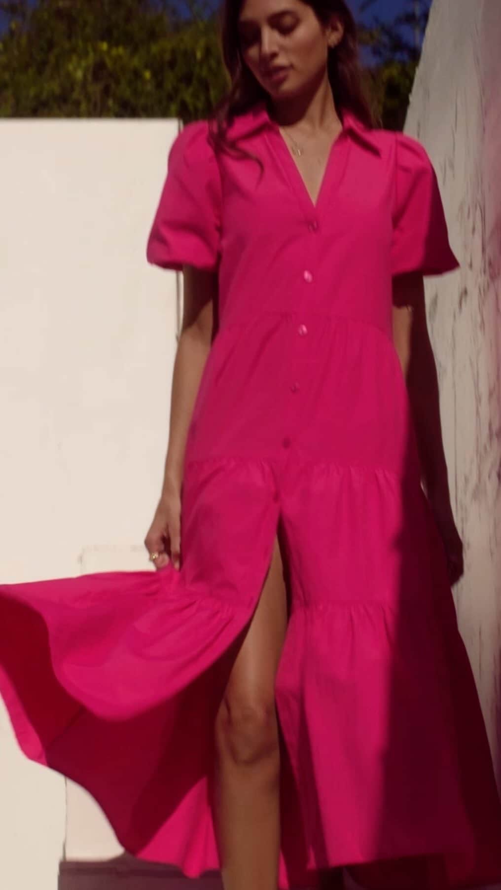 ブロシュウウォーカーのインスタグラム：「Behind-the-scenes for The Opulent Voyage Collection. New airy fabrics to love and more hues in The Havana Dress. Discover new arrivals now. #brochuwalker」
