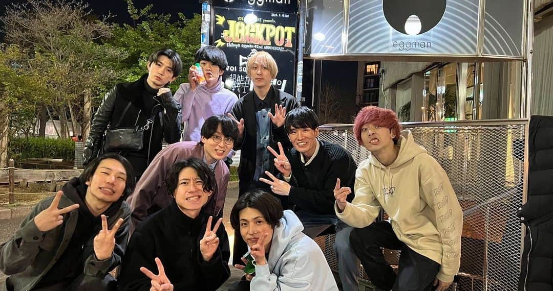 Ayata（あやたーん）のインスタグラム：「3/19 渋谷eggman  VOI SQUARE CAT pre.『JACKPOT』 6年ぶり？とかの対バン形式の自主企画でした！ 初めましての超能力戦士ドリアンととけた電球良い対バンだったなぁ☺️  #voisquarecat #超能力戦士ドリアン #とけた電球 #渋谷eggman #おそすたぐらむ」