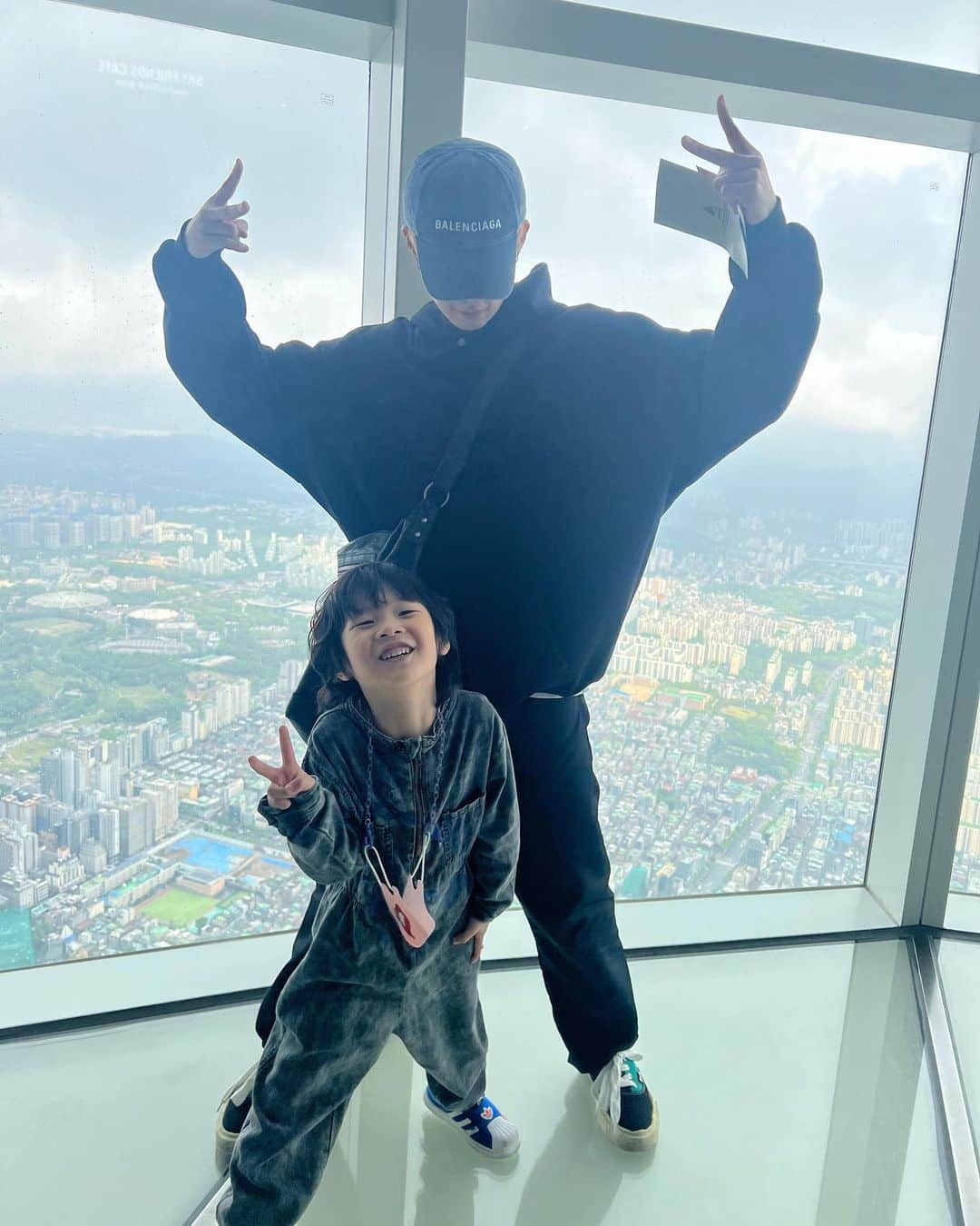 ソンギュのインスタグラム：「도전 성공!!😎」
