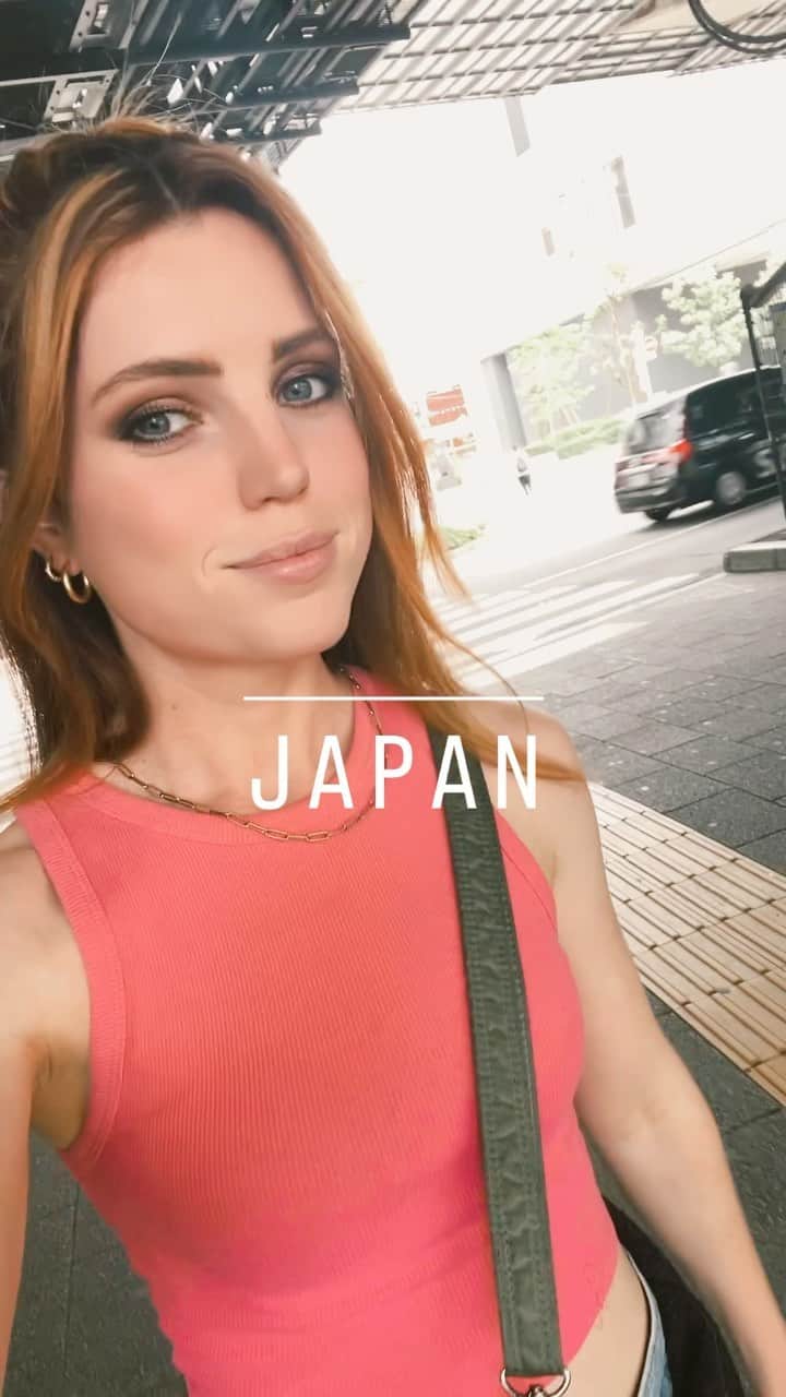 のインスタグラム：「my favorite place in the world 🥹🎏🍜🍣🧡🫶🏻  #tokyo #japan」