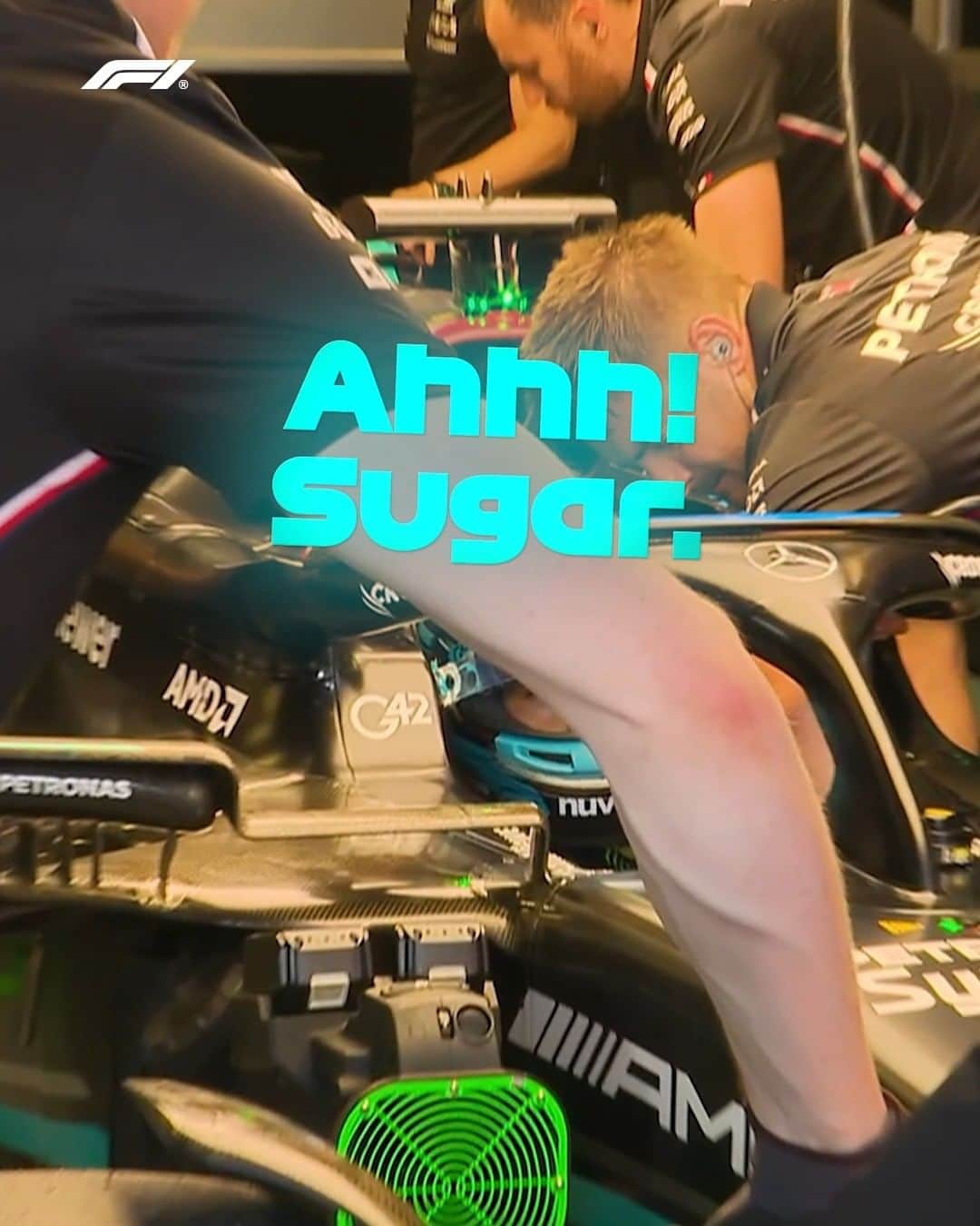 のインスタグラム：「"Ahhhh! Sugar..." 🫣 George Russell will start from P11 on Sunday 😫  #F1 #Formula1 #AzerbaijanGP @georgerussell63 @mercedesamgf1」