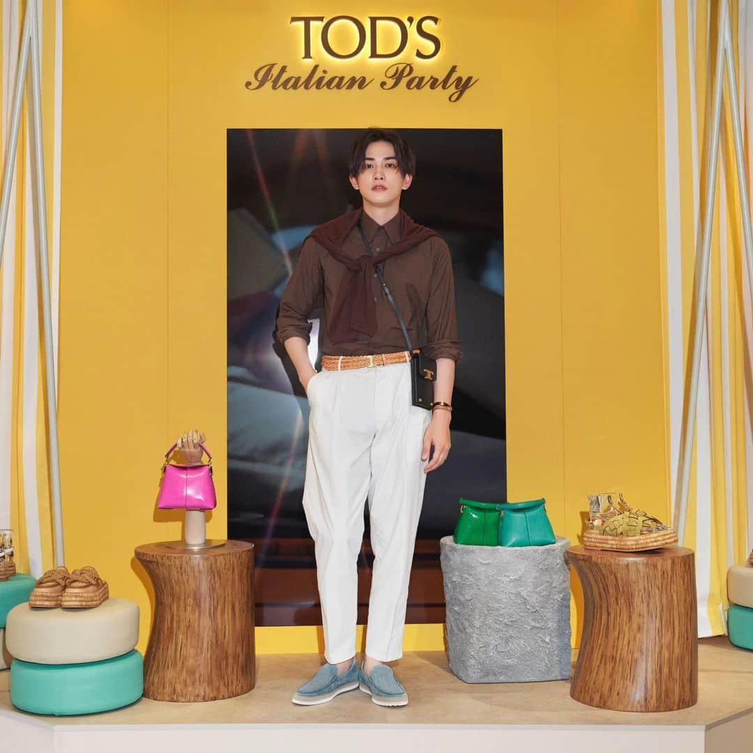 町田啓太さんのインスタグラム写真 - (町田啓太Instagram)「TOD’S ITALIAN PARTY  @tods #Tods #TodsItalianParty #TodsSS23  伊勢丹新宿店本館１階 ザ・ステージにて5月2日(火)まで🇮🇹  久々なライブ配信もアットホームに楽しかったです。 ありがとうございました。  あぁ、イタリア行きたい。」4月29日 7時06分 - keita_machida_official