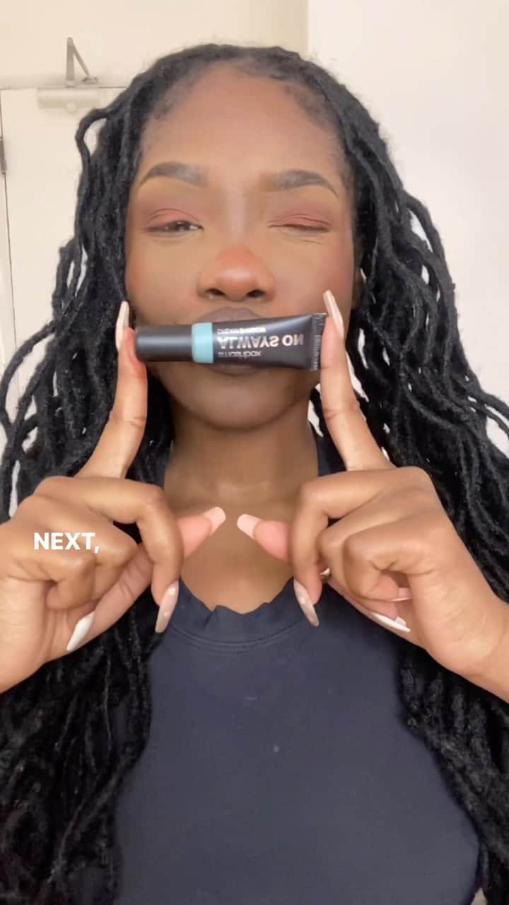 Smashboxのインスタグラム：「Cushiony, multi-use color + primer-infused 24-hour wear ✨🎨  Get infinite, easy eye + complexion looks with Always On cream shadows. Shop the shades at smashbox.com」