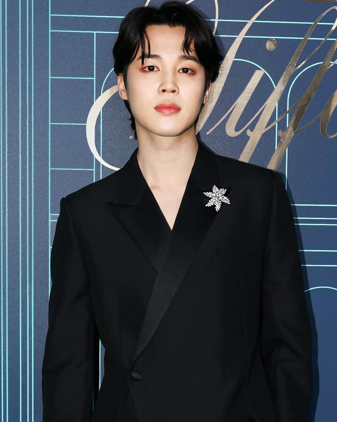 ティファニーさんのインスタグラム写真 - (ティファニーInstagram)「House ambassador Jimin of BTS celebrates the grand opening of The Landmark in New York City. Link in bio. #Jimin #TheTiffanyLandmark #TiffanyAndCo」4月29日 8時10分 - tiffanyandco