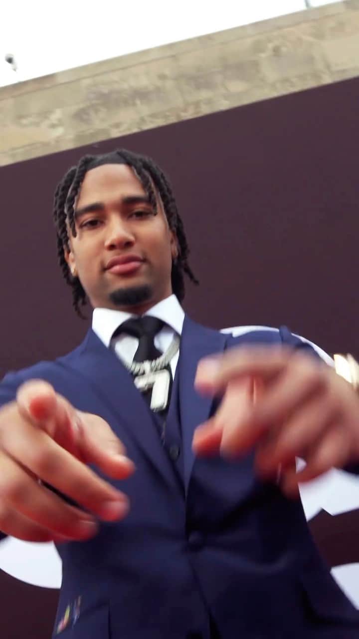 のインスタグラム：「7️⃣ #NFLDraft」