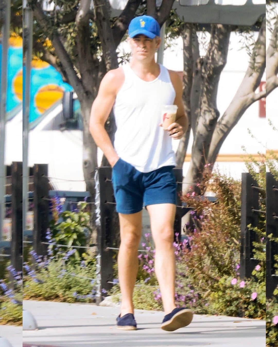 Just Jaredさんのインスタグラム写真 - (Just JaredInstagram)「Chris Pine enjoyed the warm weather in L.A. today in a tank top and short shorts while exiting a dance studio. Check out more pics on JustJared.com! #ChrisPine Photos: Backgrid」4月29日 8時27分 - justjared