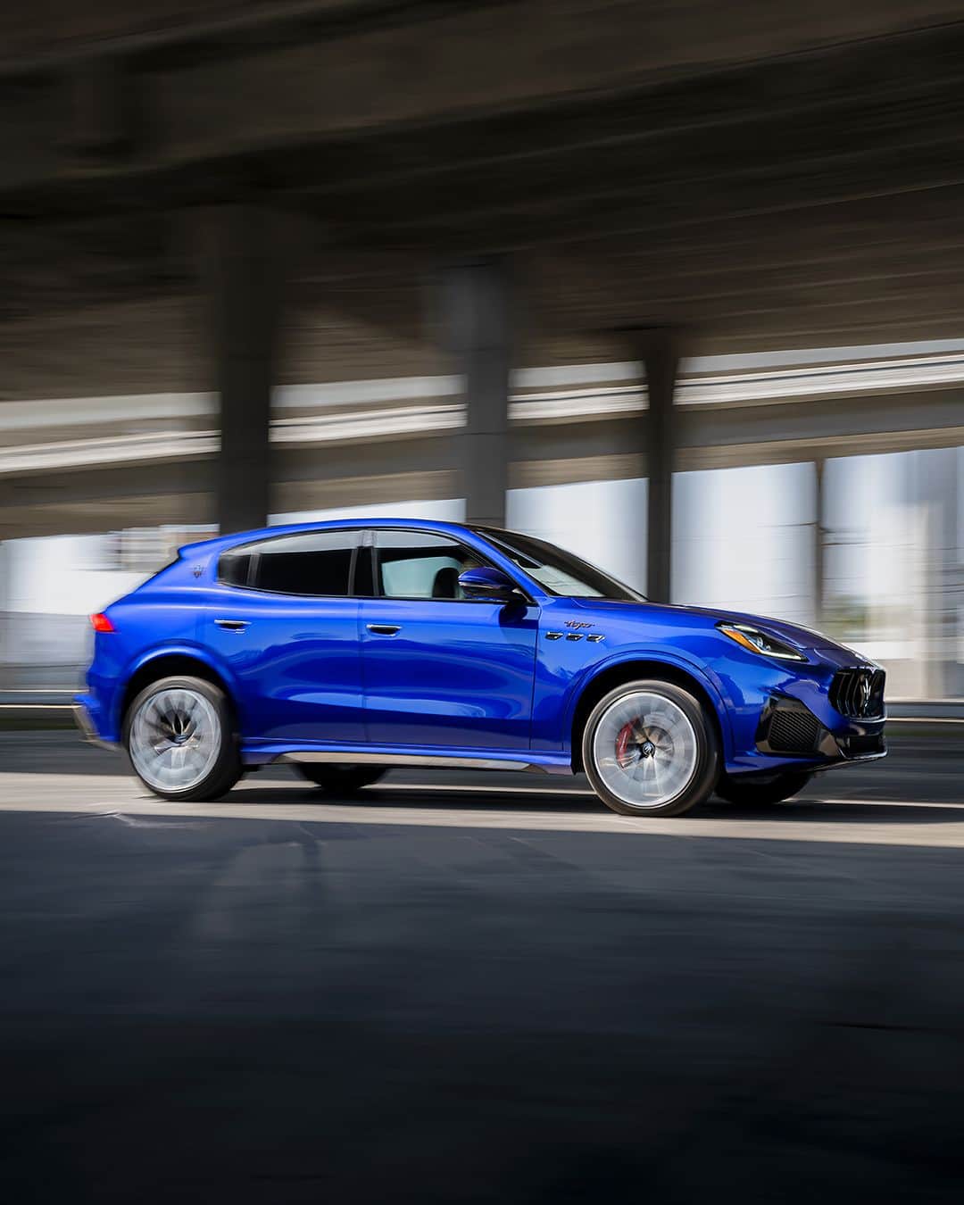 Maserati Japan | マセラティ ジャパンのインスタグラム：「Maserati Grecale Exhibition Days in 名古屋  本日から4月30日（日）の2日間、名古屋駅構内「ＪＲゲートタワー　１階イベントスペース」にて新型SUVグレカーレを展示いたします。開催期間中には実車モデルの展示をお楽しみいただけます。 本イベントではグレカーレの実車をお楽しみいただけるだけでなく、当日アンケートにお答えいただいた方には数量限定で素敵なプレゼントをご用意しております。 イタリアを代表するラグジュアリーブランドの中でひと際存在感を放つマセラティの最新モデルを是非ご体感ください。  @maseratinagoya  @maserati_nagoya_inter   詳しくはこちら。 https://www.maserati.com/jp/ja/news/maserati-grecale-exhibition-nagoya-2023  #Maserati #マセラティ #MaseratiJapan #マセラティジャパン #Grecale #グレカーレ #EverydayExceptional」